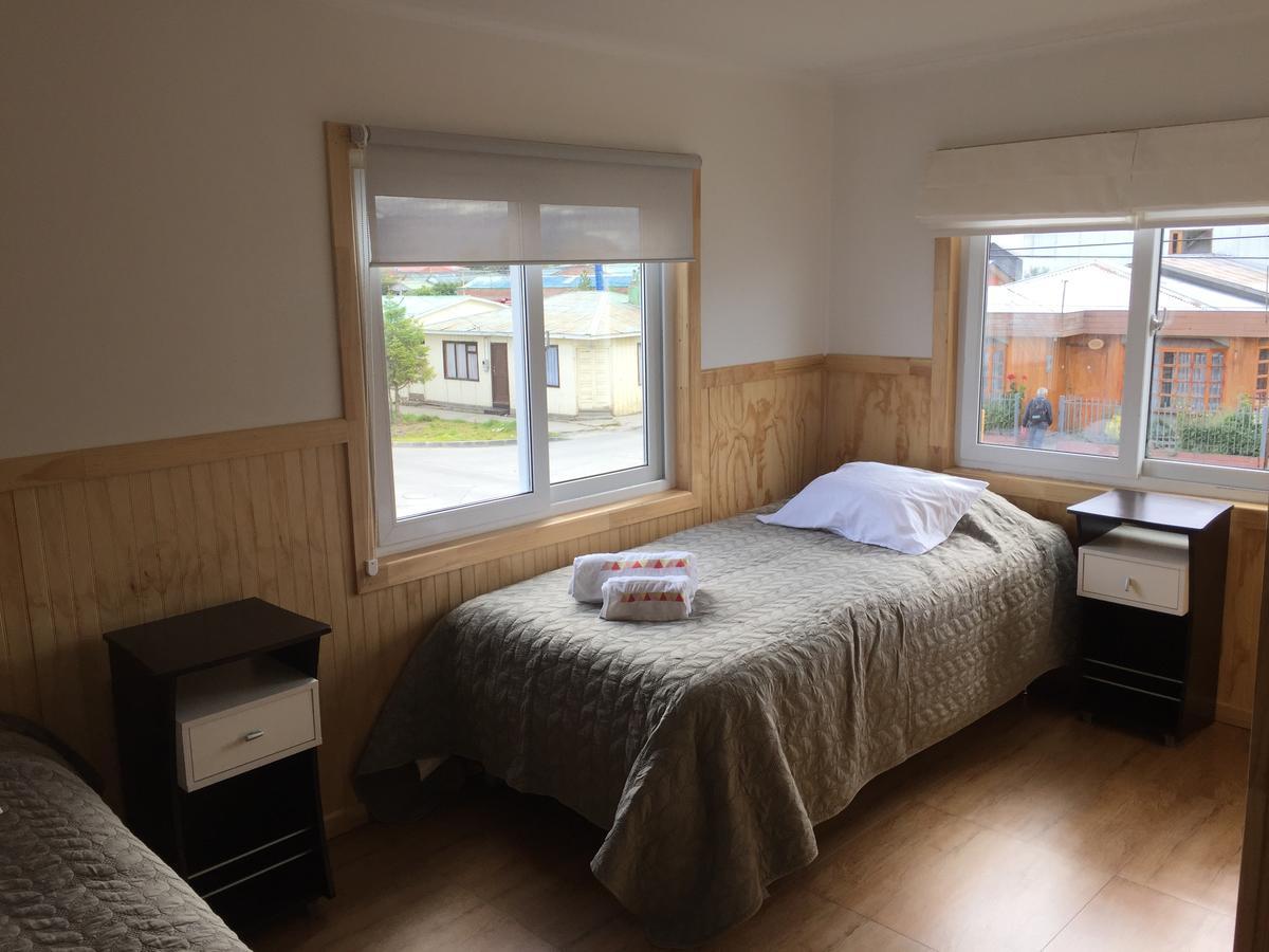 Hostal Andes Patagonicos Пуерто-Наталес Екстер'єр фото